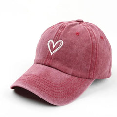 Gorra Unisex con Bordado de Corazón | Suave, Ligera y Estilo Vintage para Primavera-Verano